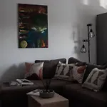 National Arena Retreat, 3 Bedroom Stylish, Cozy Flat Apartment
