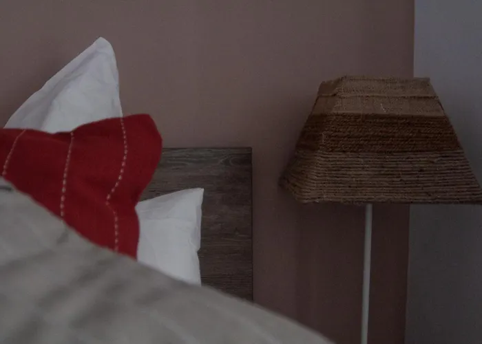 National Arena Retreat, 3 Bedroom Stylish, Cozy Flat アパート