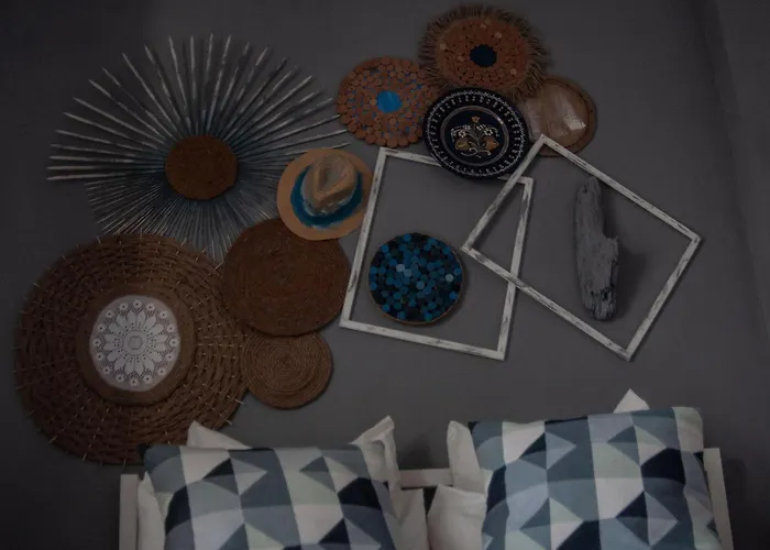 National Arena Retreat, 3 Bedroom Stylish, Cozy Flat * Bucharest