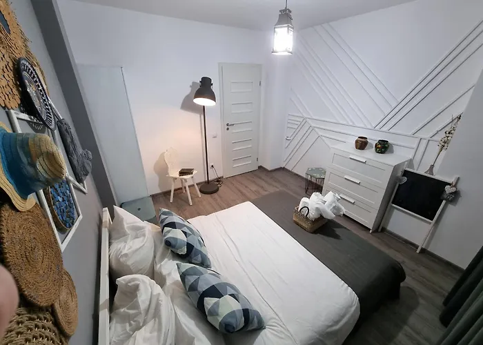 Apartment National Arena Retreat, 3 Bedroom Stylish, Cozy Flat *