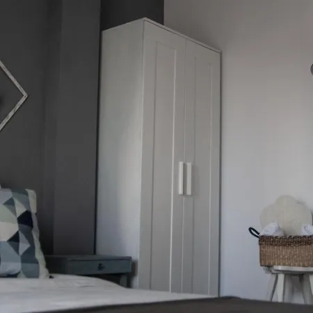 National Arena Retreat, 3 Bedroom Stylish, Cozy Flat